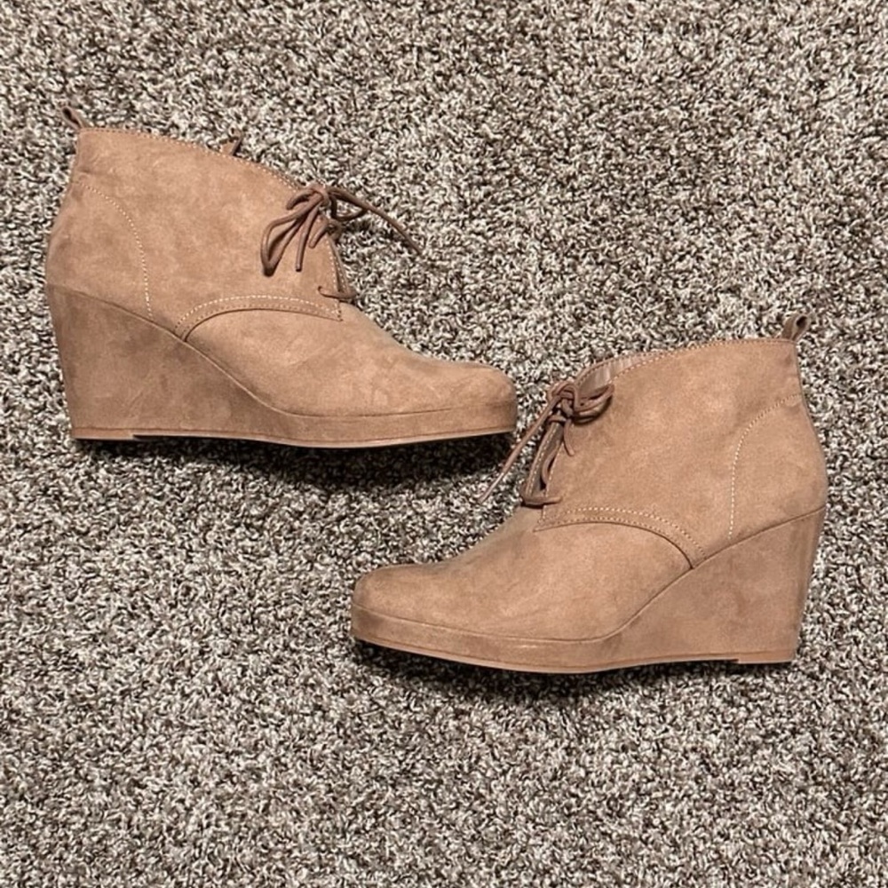 Wedge booties